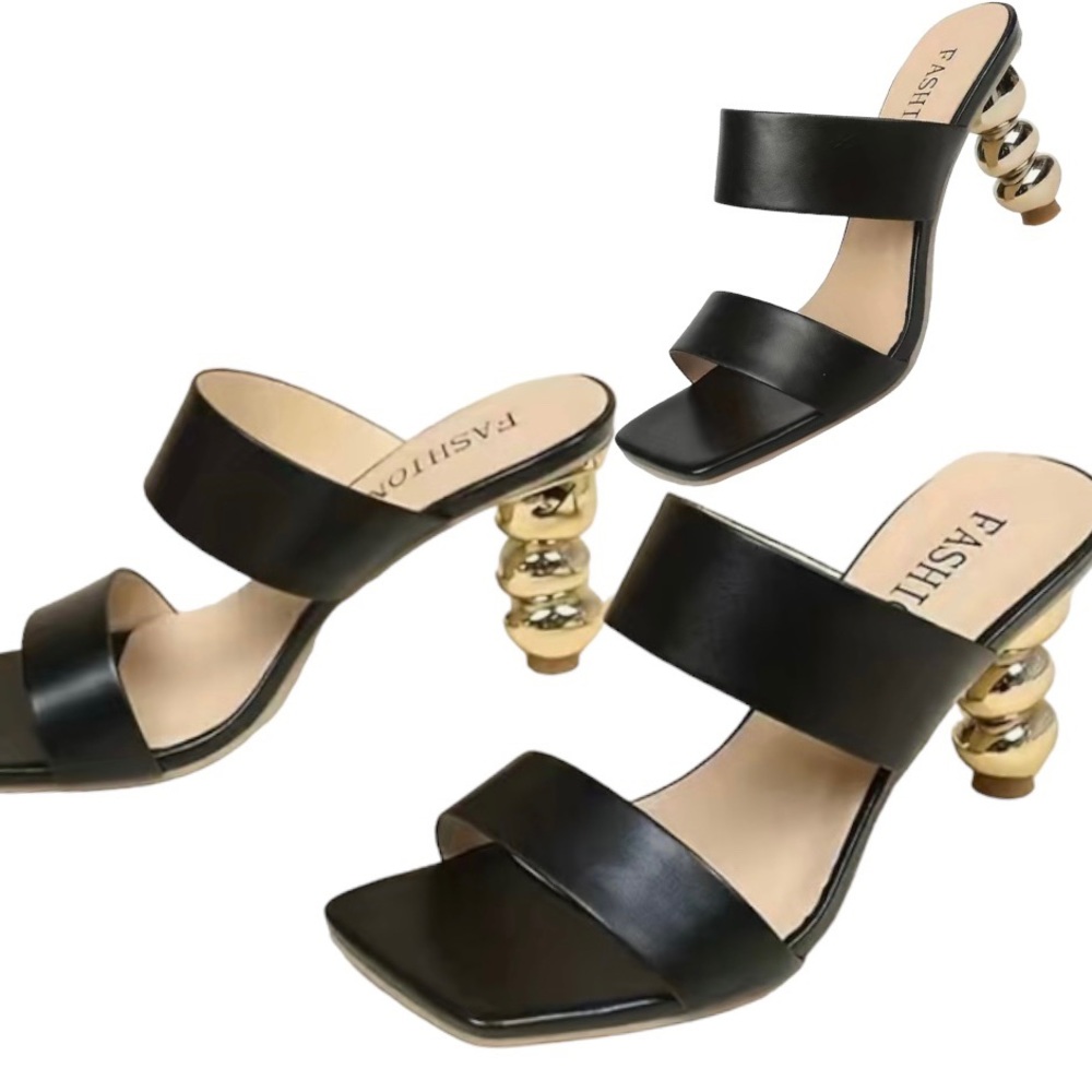 Sophisticated black heel size 8